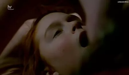 美しいロシアの顔吸い後 女の子 向け の アダルト