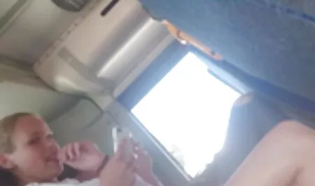 髪とクソを保持しています 女の子 の ため エロ 動画