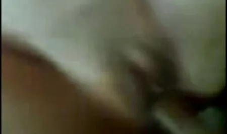 ラテックス輪姦 女の子 の ため の アダルト