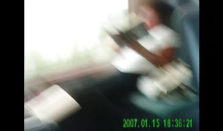 風をマッサージする 女の子 が 見る エロ 動画
