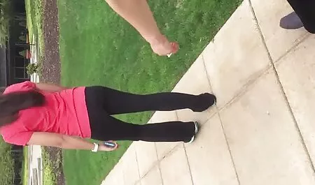 三人組の女性の女性の男 エロ 女の子 向け